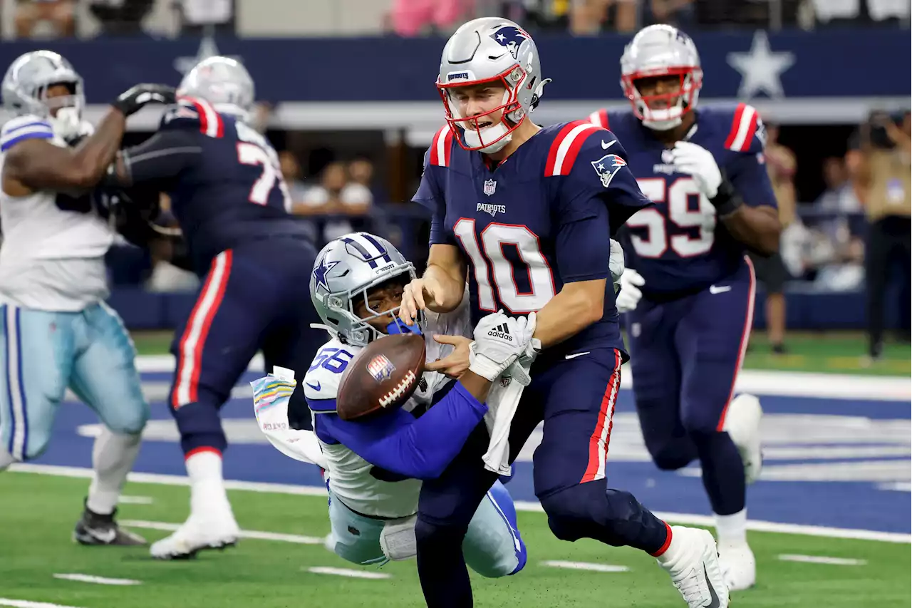 Patriots pull QB Mac Jones after 2 turnovers lead directly to Cowboys touchdowns