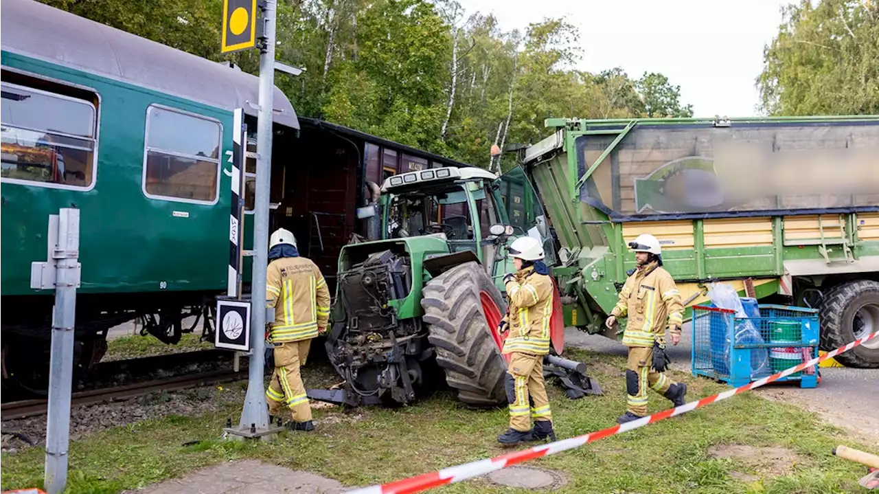 Museumsbahn und Traktor kollidieren an unbeschranktem Bahnübergang - funktionierte in Stadthagen die Ampelanlage?