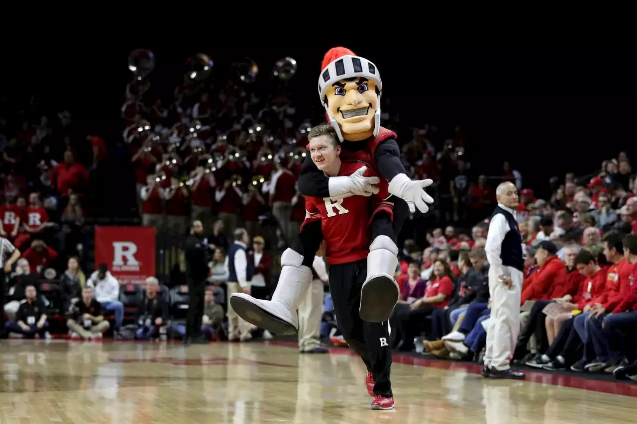 Rutgers basketball: Non-conference opponent places head coach on mysterious leave of absence