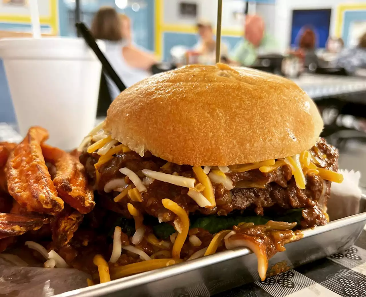 San Antonio burger haven Biff Buzby's to expand with second location near MacArthur Park