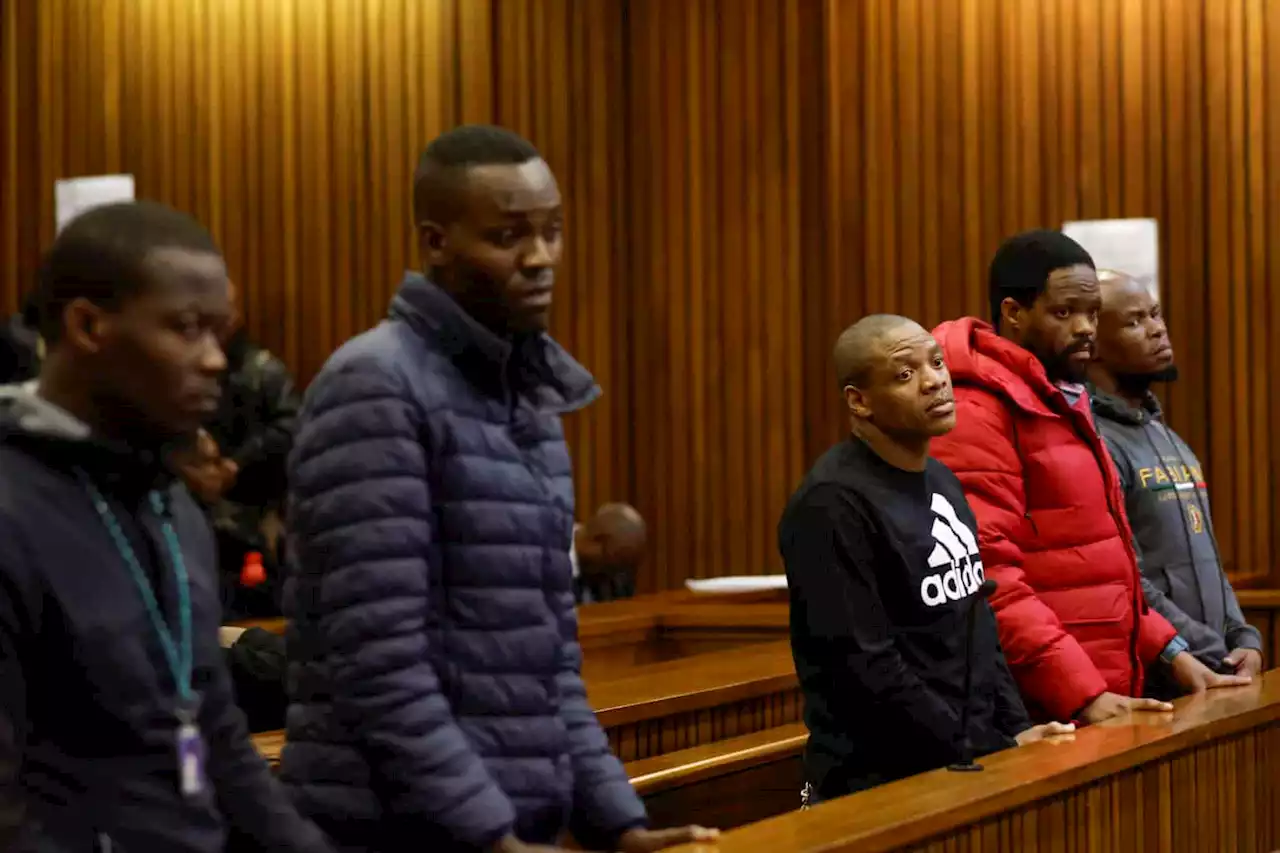 'Why would I come and lie?'- Cop and lawyer clash over 'hogwash' in Senzo Meyiwa trial