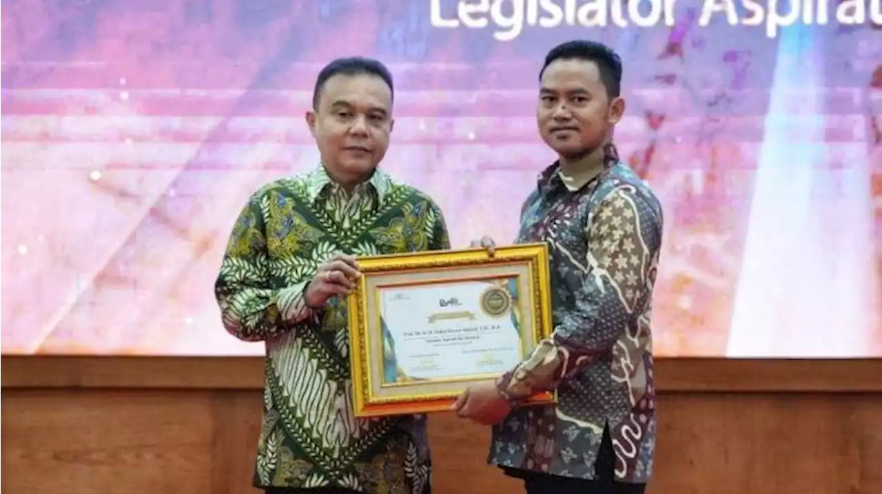 Pimpinan DPR RI Dasco Jadi Legislator Aspiratif dan Humanis Versi KWP Award 2023