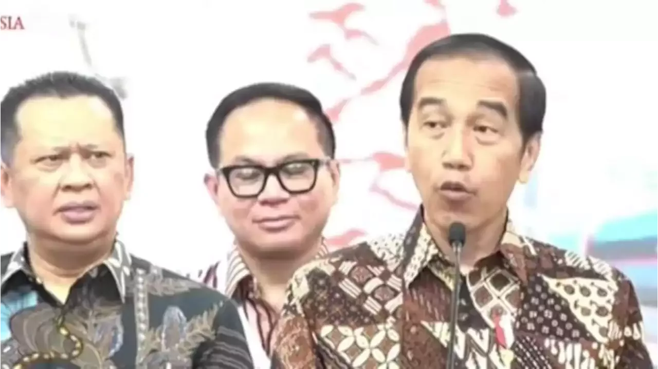 Jokowi Resmikan Kereta Cepat Jakarta-Bandung, Ungkap Makna Nama WHOOSH ...