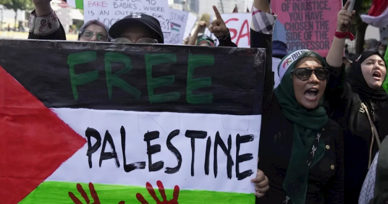 Protesters across the globe demonstrate over Israeli airstrikes