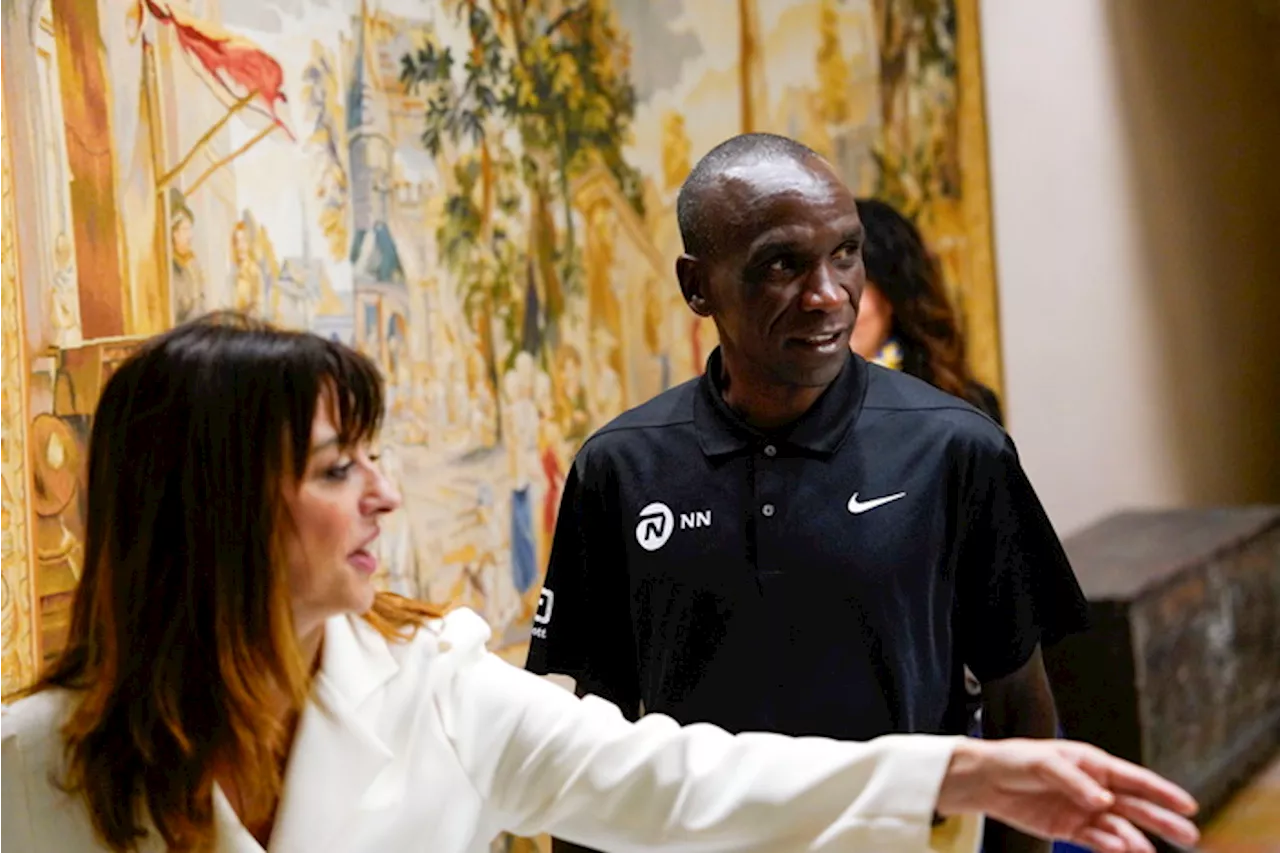 Il maratoneta Eliud Kipchoge ospite a Oviedo