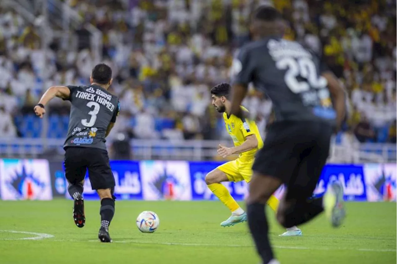 الاتحاد يصطدم بالتعاون.. والهلال يدافع عن صدارة الدوري السعودي