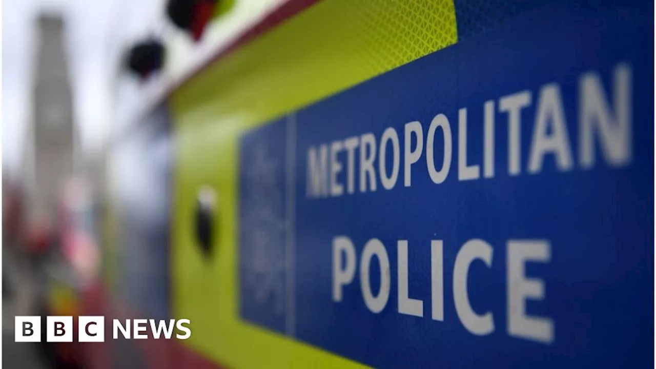 Met Police: IOPC to investigate water pistol response