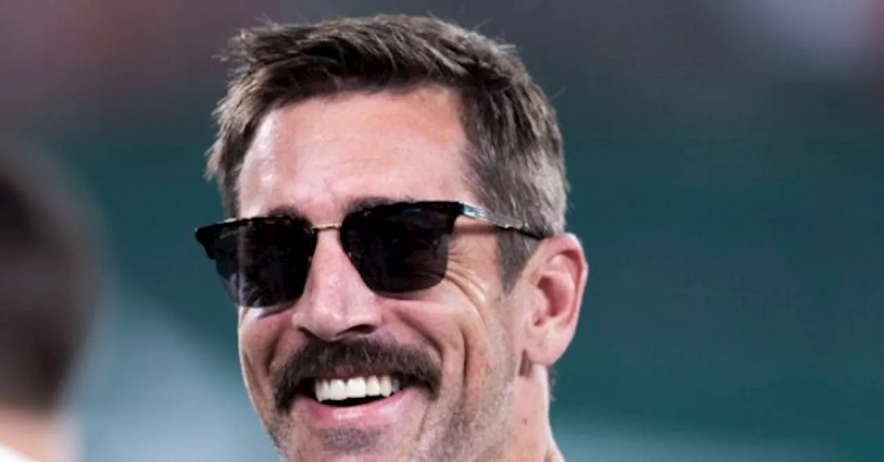 Jets QB Aaron Rodgers Takes Another Jab at Vax Czar Anthony Fauci