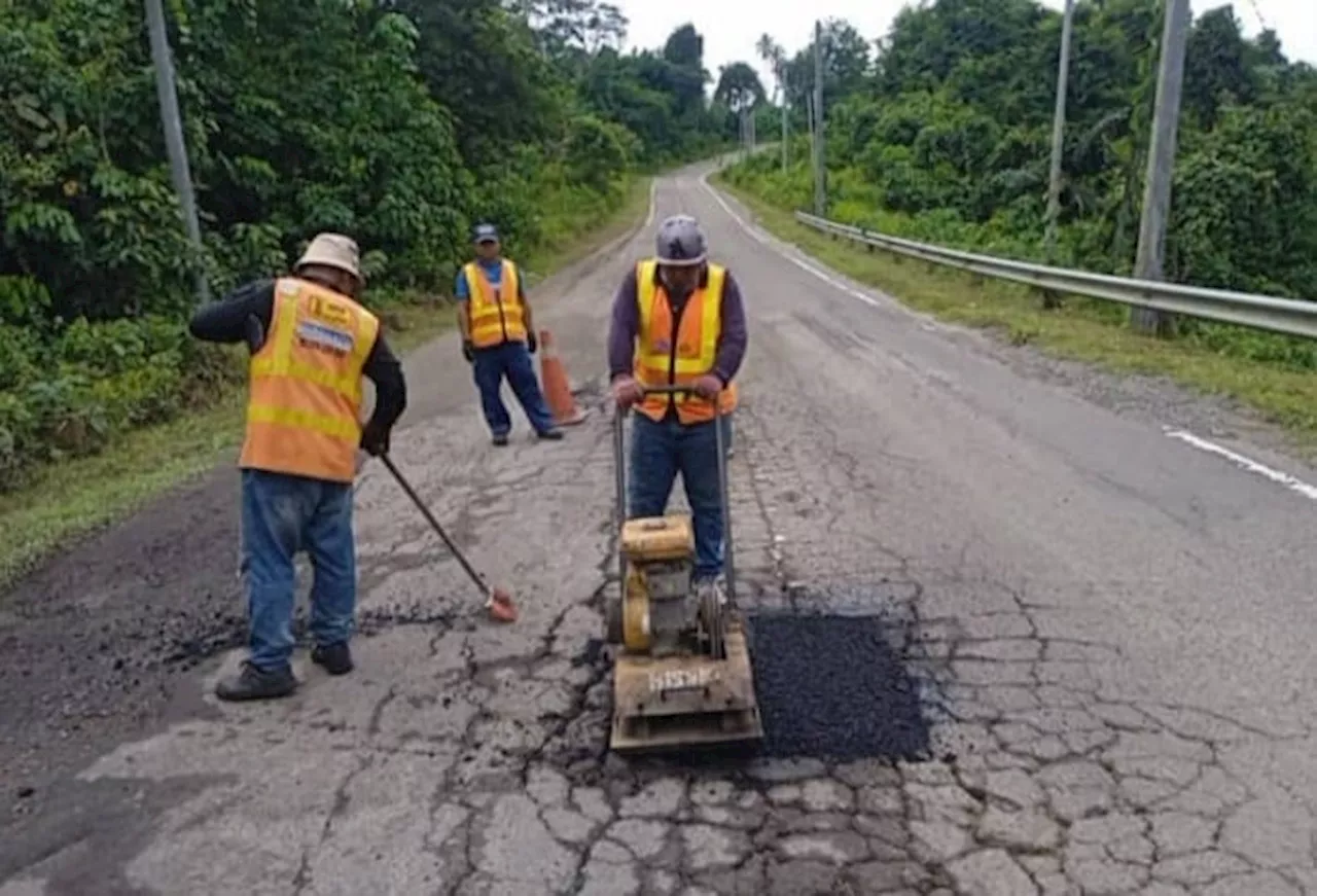 Potholes in two Kuala Penyu roads sealed