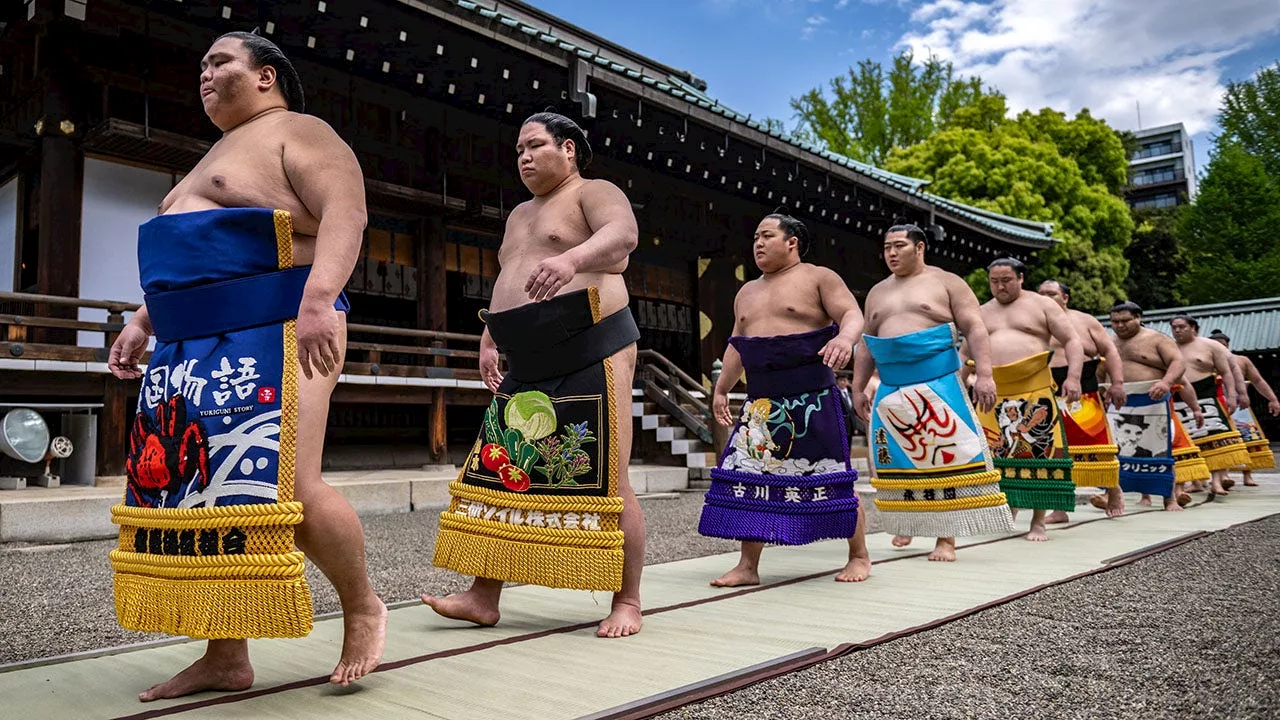 Skinny sumo wrestlers? Height and weight requirements are dropped by sport’s governing body