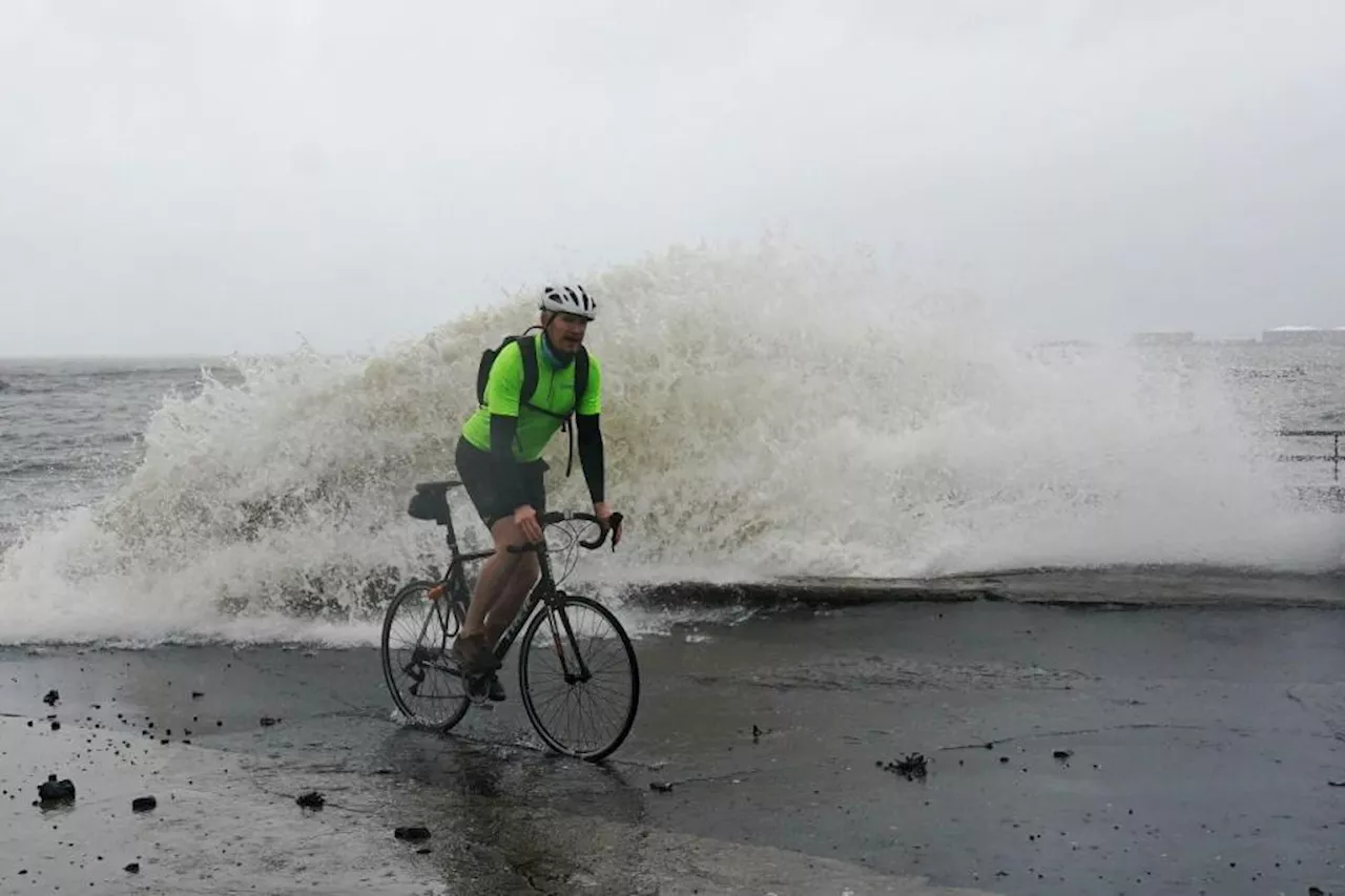 Storm Babet continues to cause disruption in Ireland as warnings remain