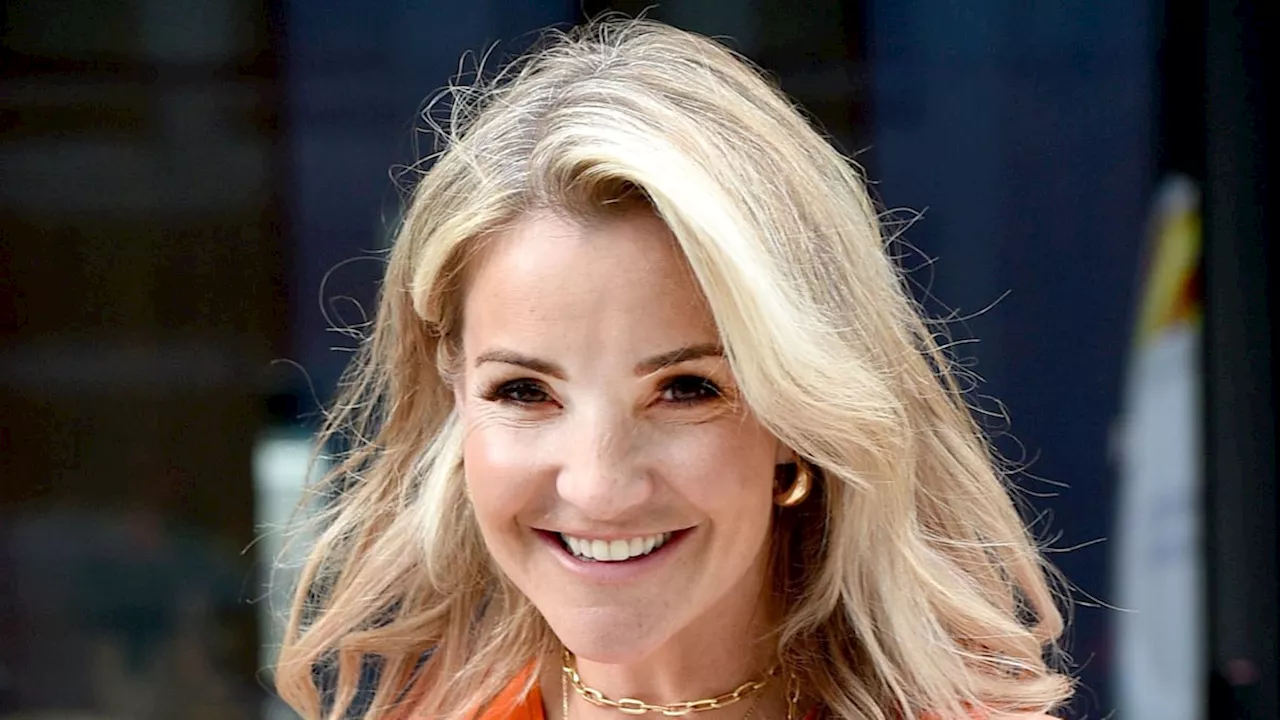 Helen Skelton is a brunette beauty in milestone photo