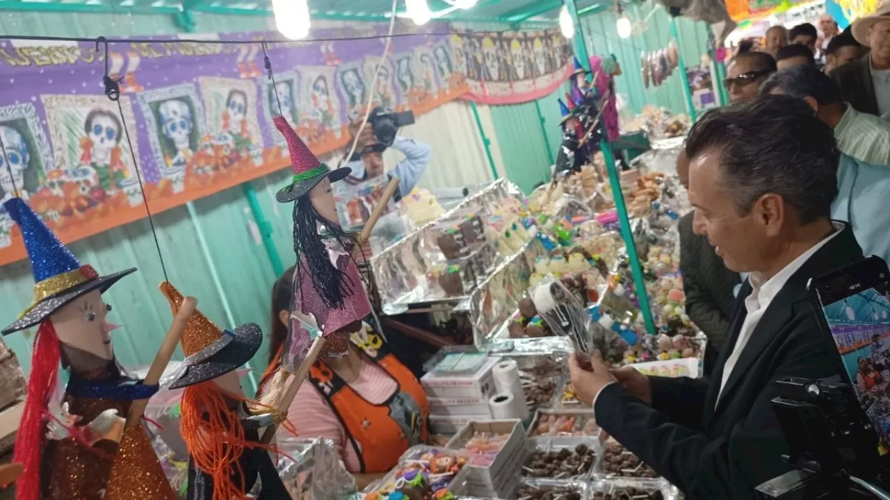 Artesanos del país dan vida a la Feria del Cartón y del Juguete en Jalisco