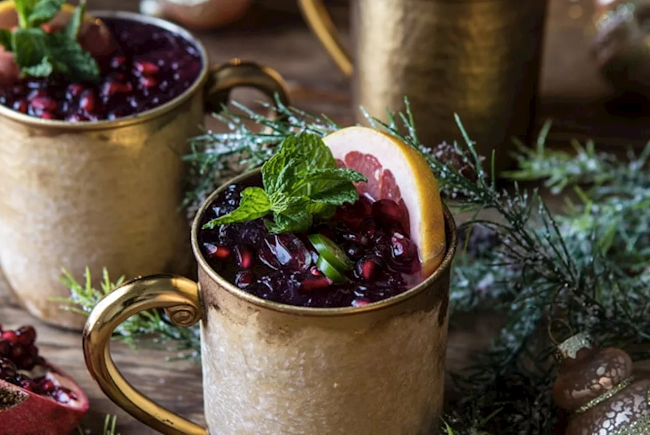 3 DELICIOUS Christmas cocktails that you absolutely have to make today