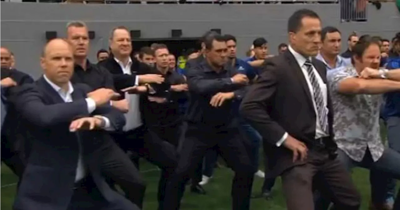 WATCH: Jonah Lomu’s Former All Blacks Teammates Perform Emotional Haka In Public Memorial