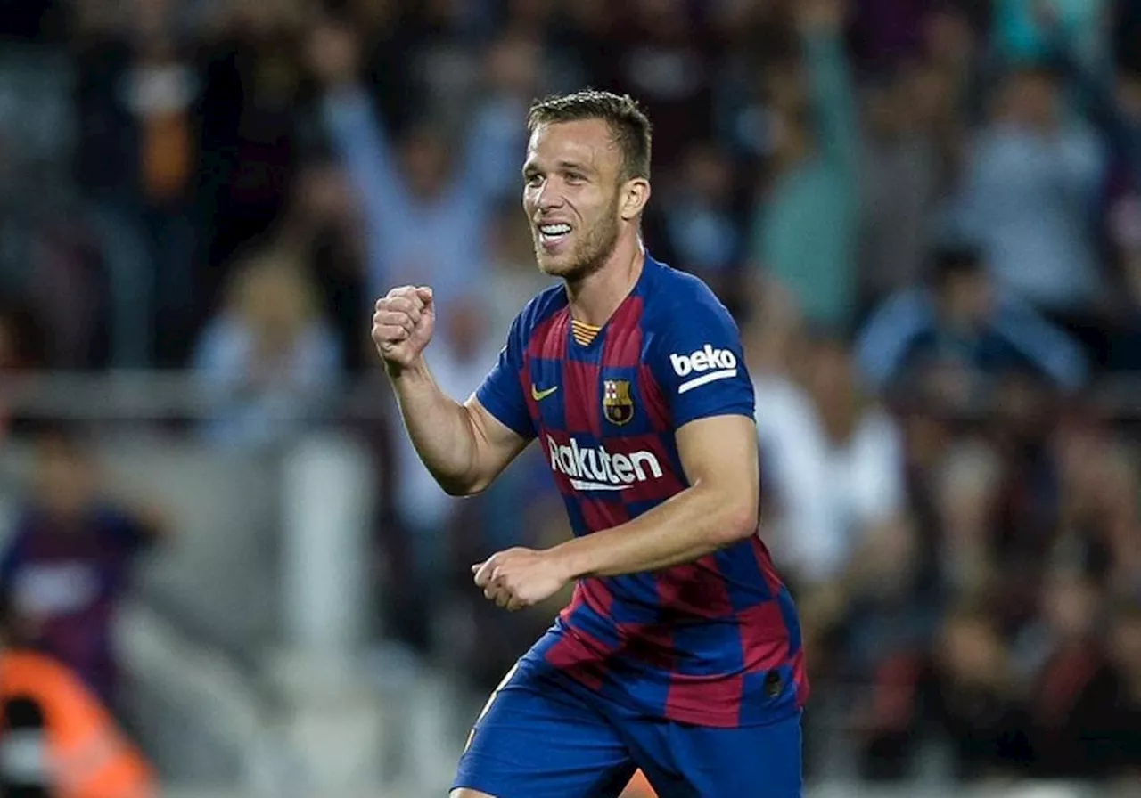 ‘Vida desorganizada’ e ‘péssimo exemplo’: Busquets criticou Arthur para Xavi quando ele assumiu o Barcelona