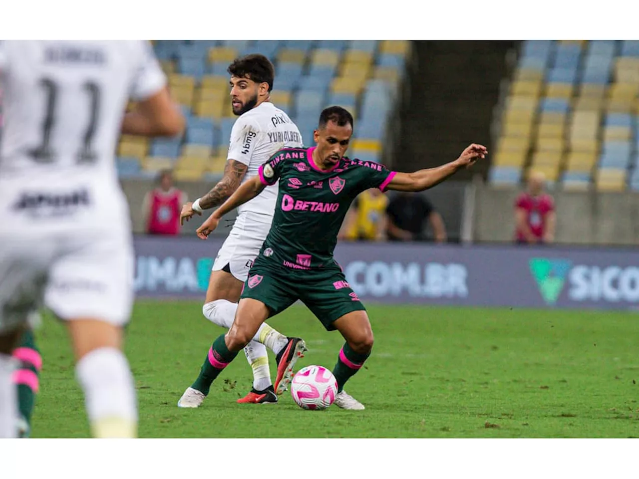 Em jogo com muitos gols, Fluminense e Corinthians empatam pelo Brasileirão; veja resultado