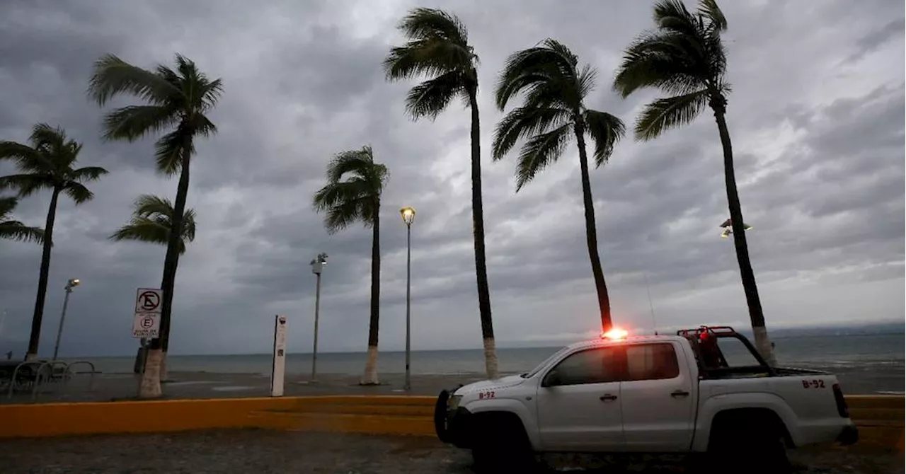 Guadeloupe : Tammy classifié en ouragan, alerte rouge cyclone attendue en fin de soirée