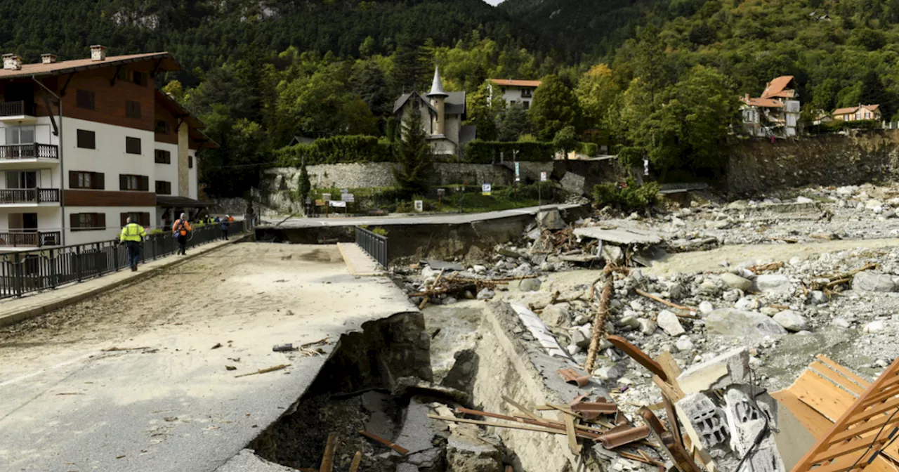 Tempête Aline : dans la Vésubie, une stèle érigée à la mémoire de disparus de la tempête Alex emportée