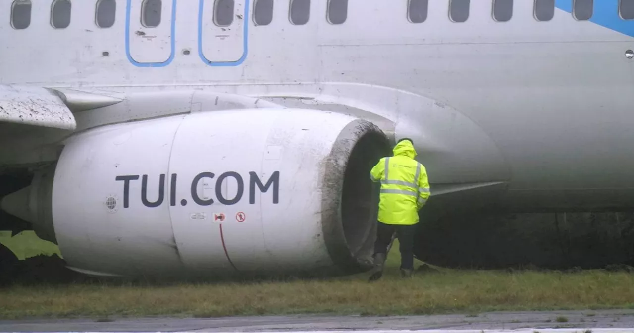 LBA passengers complain over lack of information after TUI jet skids off runway