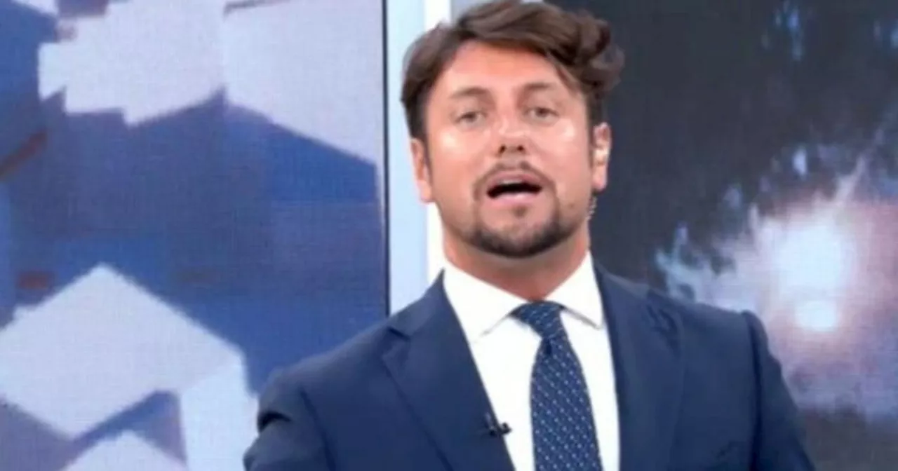 Giambruno, &#034;sospeso&#034;: la decisione di Mediaset dopo i fuorionda di &#034;Striscia&#034;