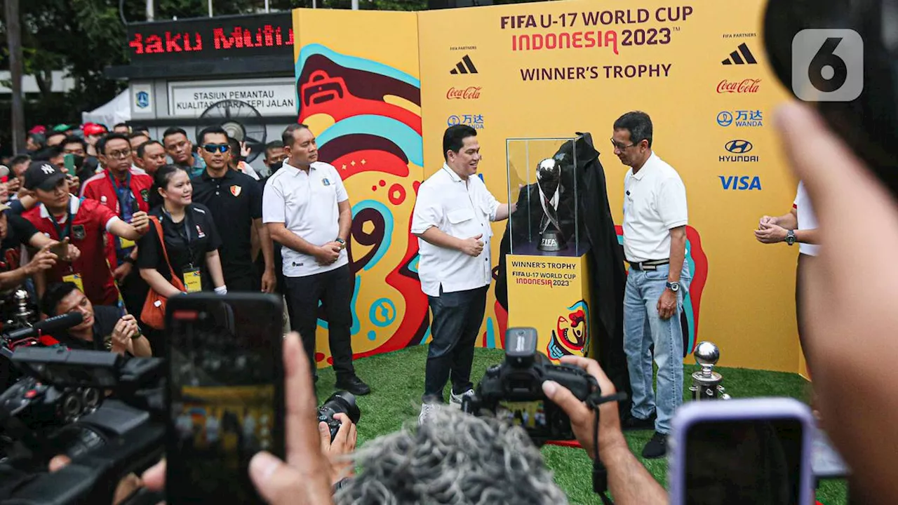 SCM Grup Turut Semarakkan Trophy Experience Piala Dunia U-17 2023 Indonesia di Car Free Day Dago Bandung