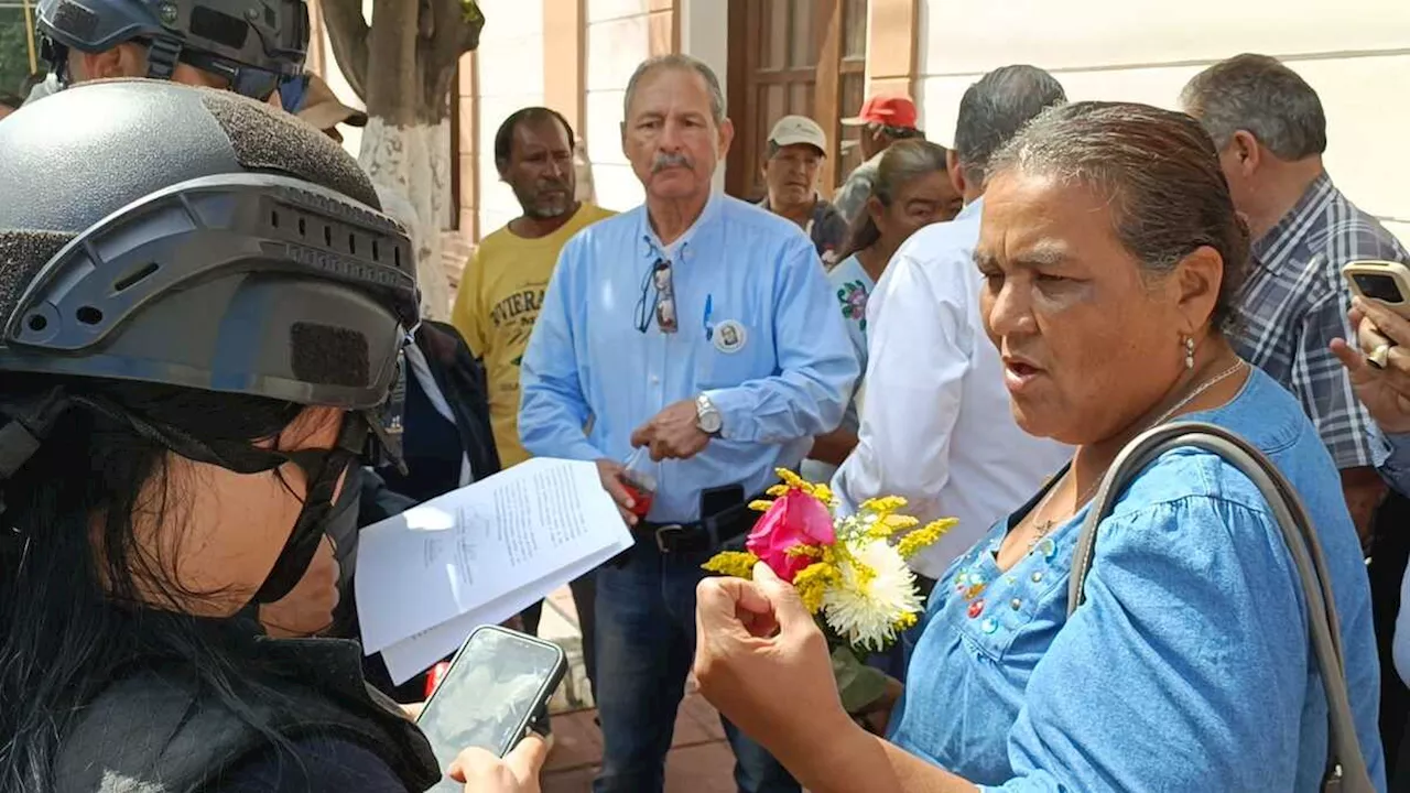 En Lerdo, se manifiestan y piden seguridad ante actos violentos de Transportes Villa Juárez