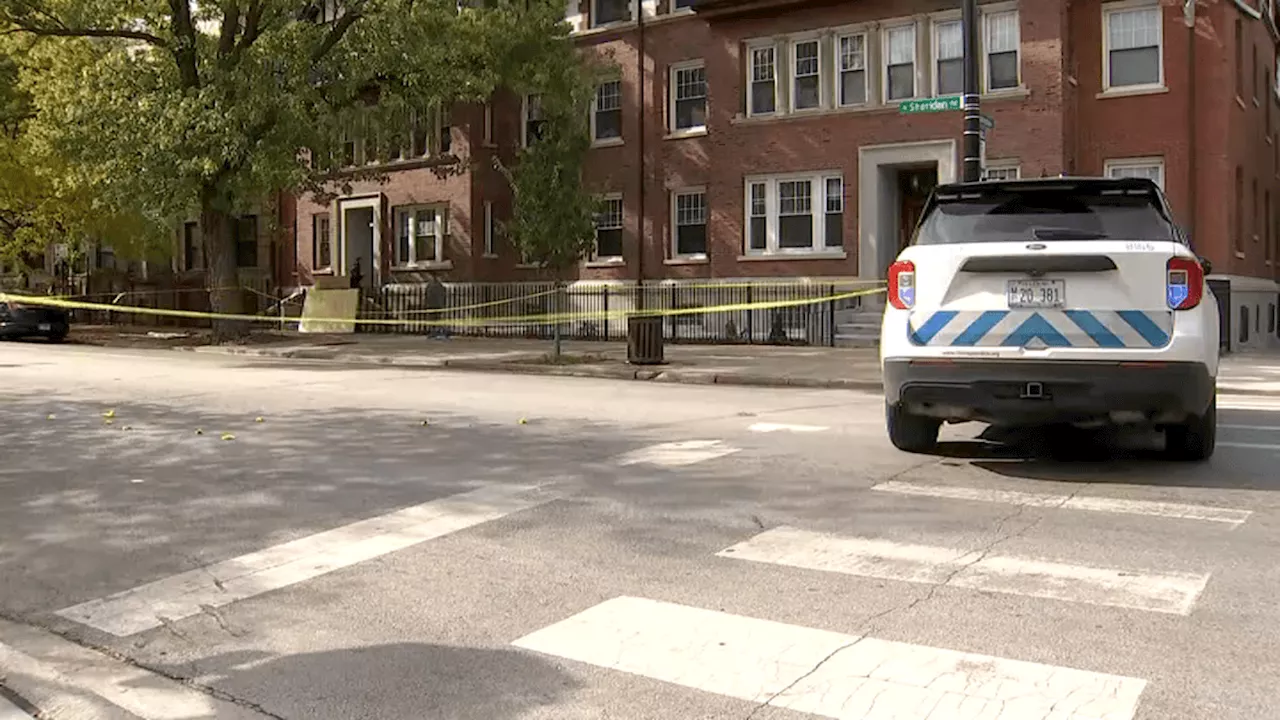 3 teenagers shot while sitting inside car in Uptown Friday morning, Chicago police say