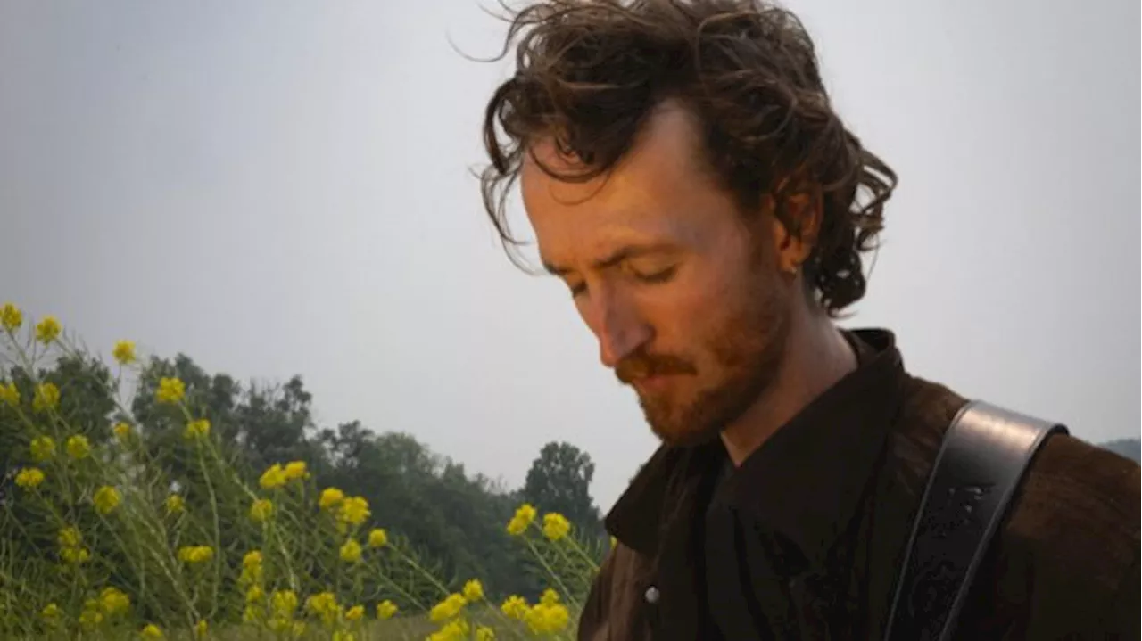 Paste Session of the Day: Elliott Greer Performs at Ilegal Mezcal in Brooklyn