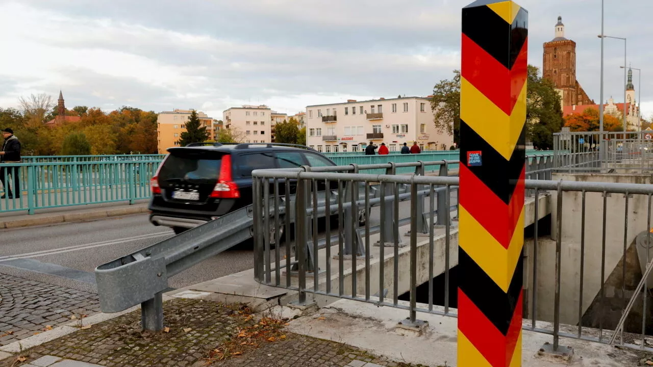 - Contrôle aux frontières: l'Allemagne renforce la lutte contre l'immigration irrégulière