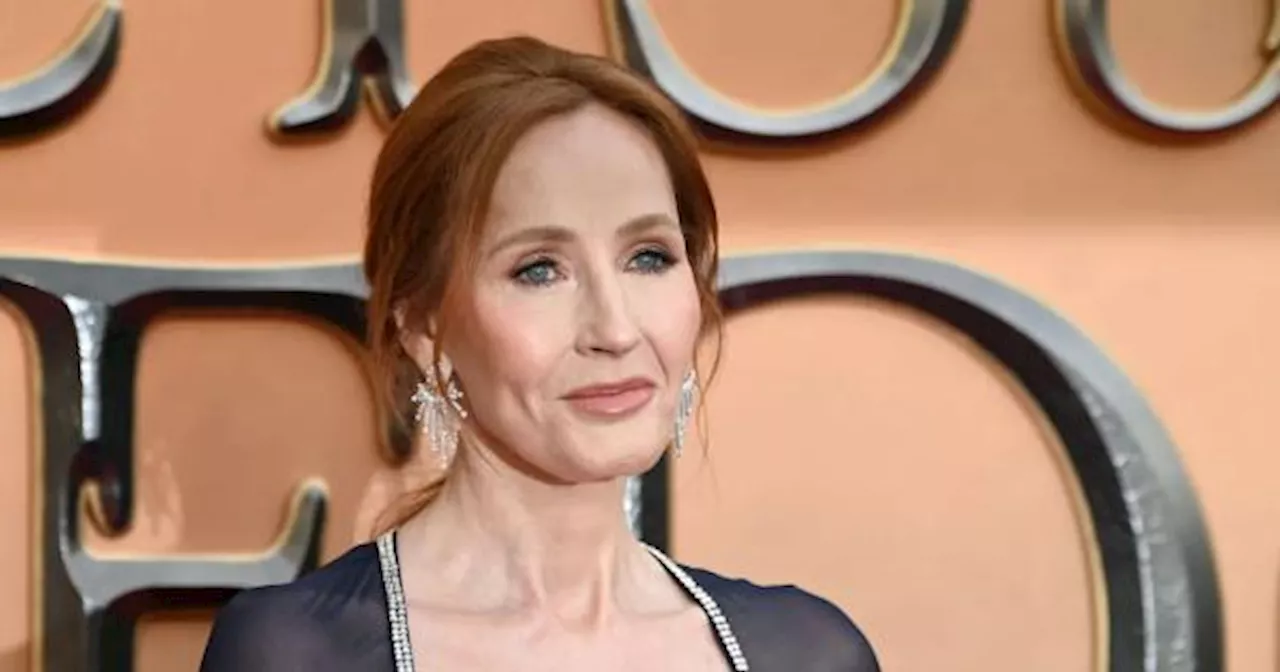 J.K. Rowling está dispuesta a ir dos años a prisión por defender su transfobia