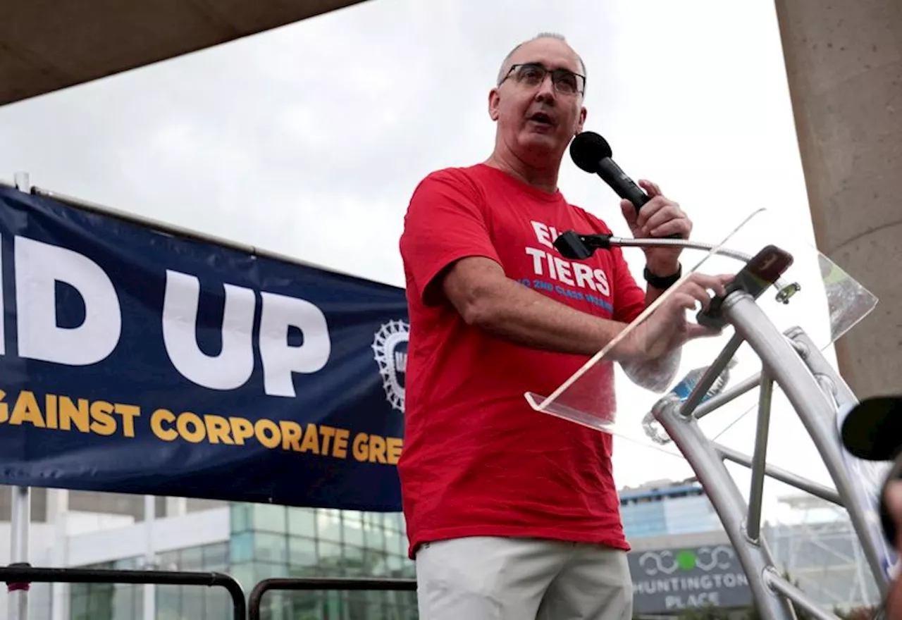 UAW head Shawn Fain to hold live event on Friday amid auto strikes