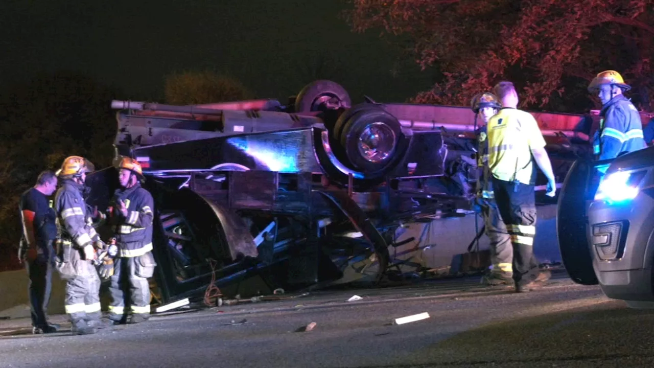 17 injured after party bus overturns on Schuylkill Expressway in Philadelphia