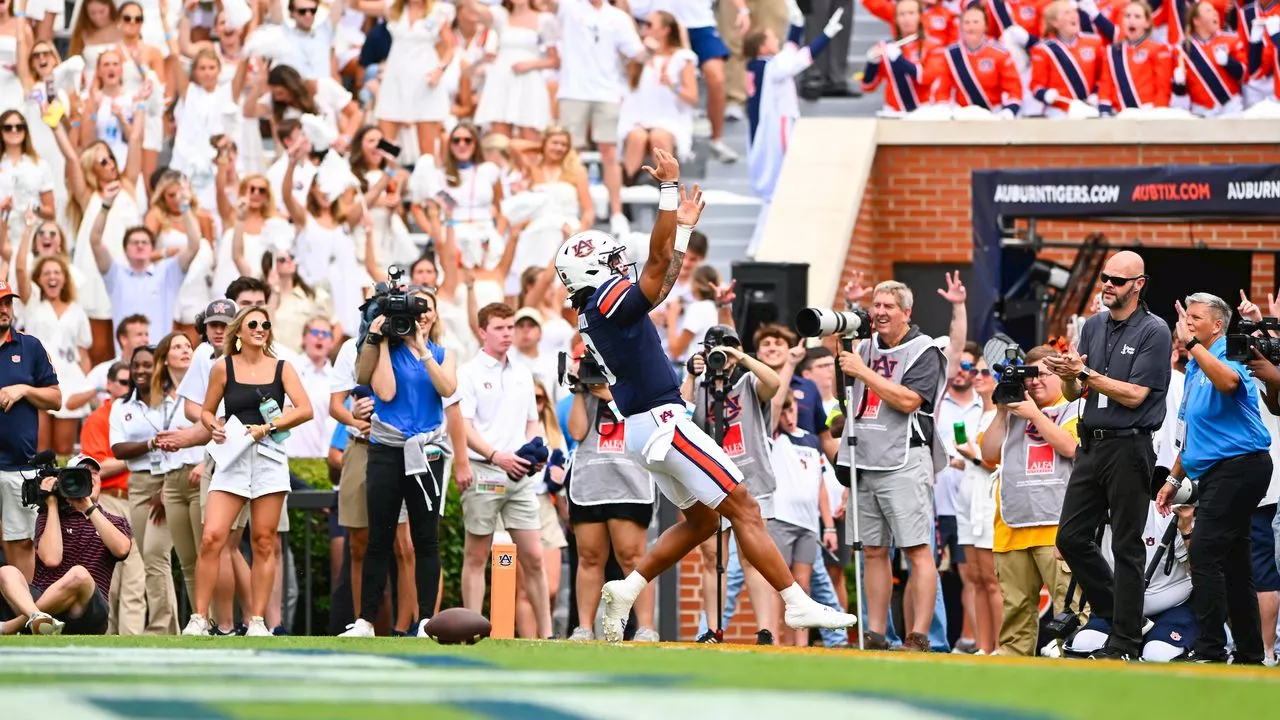 Live updates as Hugh Freeze and Auburn football host Lane Kiffin and No. 13 Ole Miss