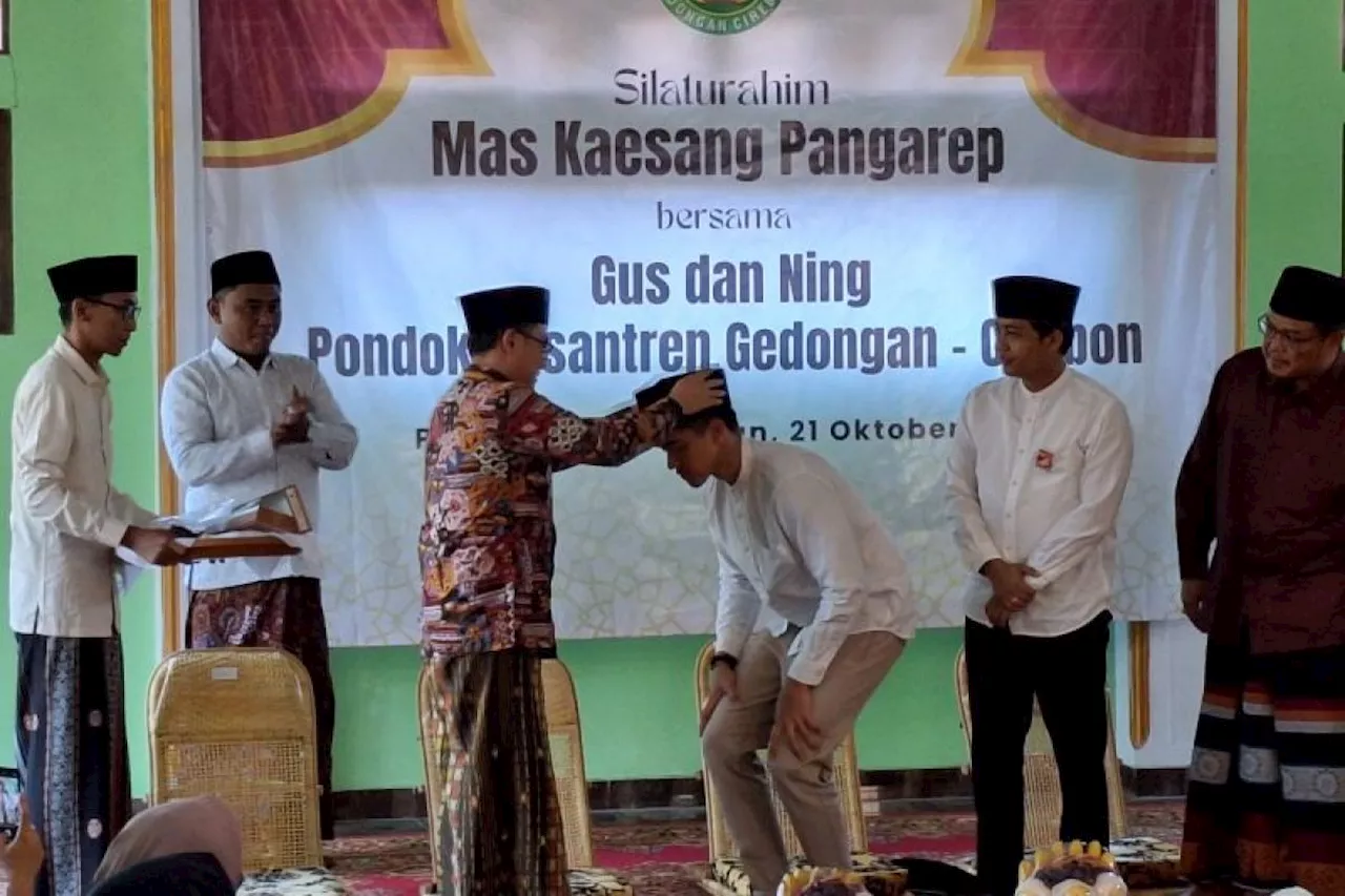 Kaesang diangkat jadi santri kehormatan Ponpes Gedongan Cirebon