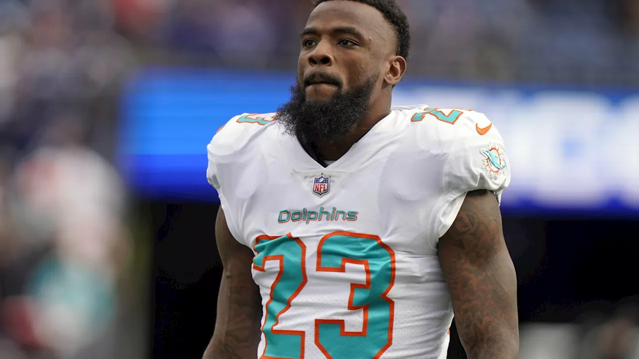 Dolphins activate RB Jeff Wilson Jr. ahead of Sunday night matchup with Eagles