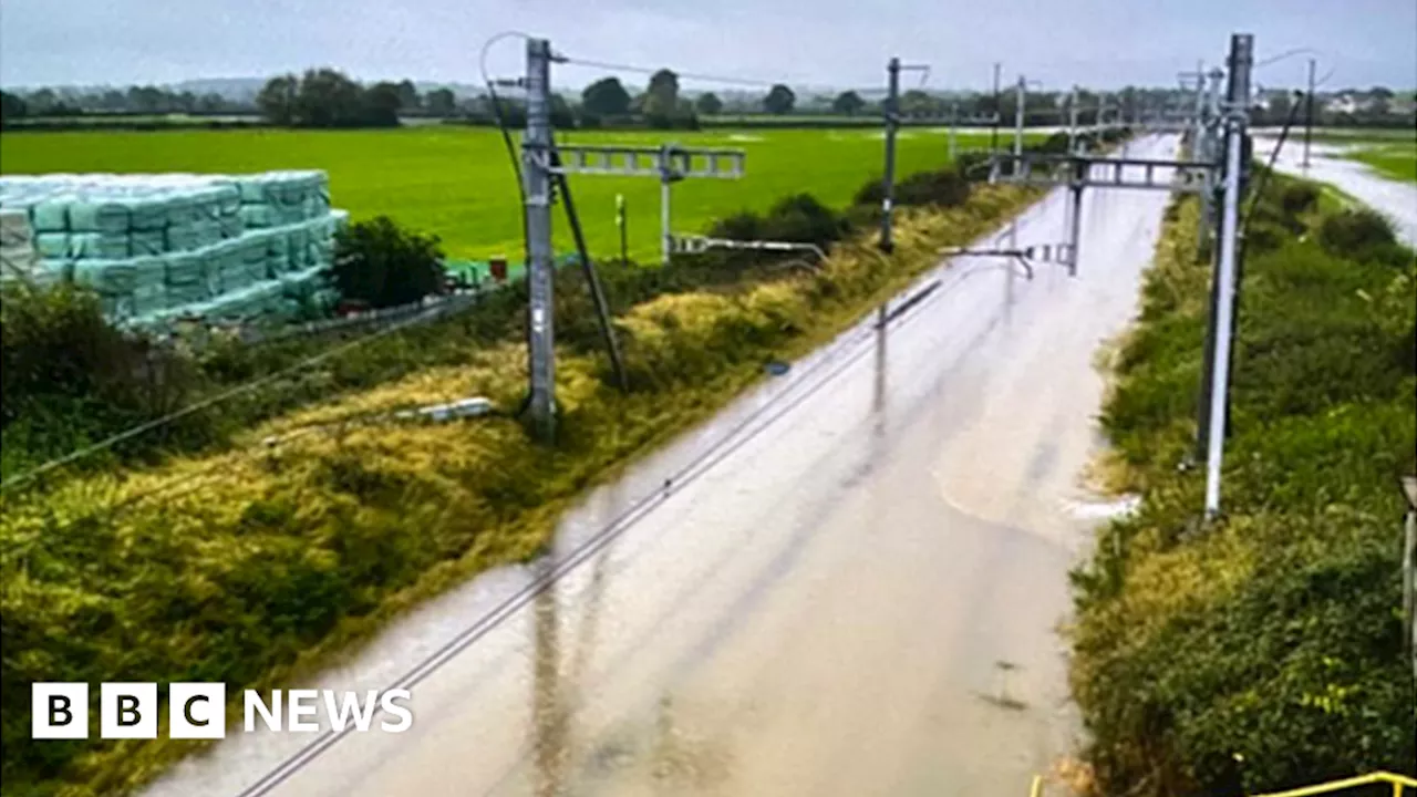 Swindon railway lines reopen after flooding disruption