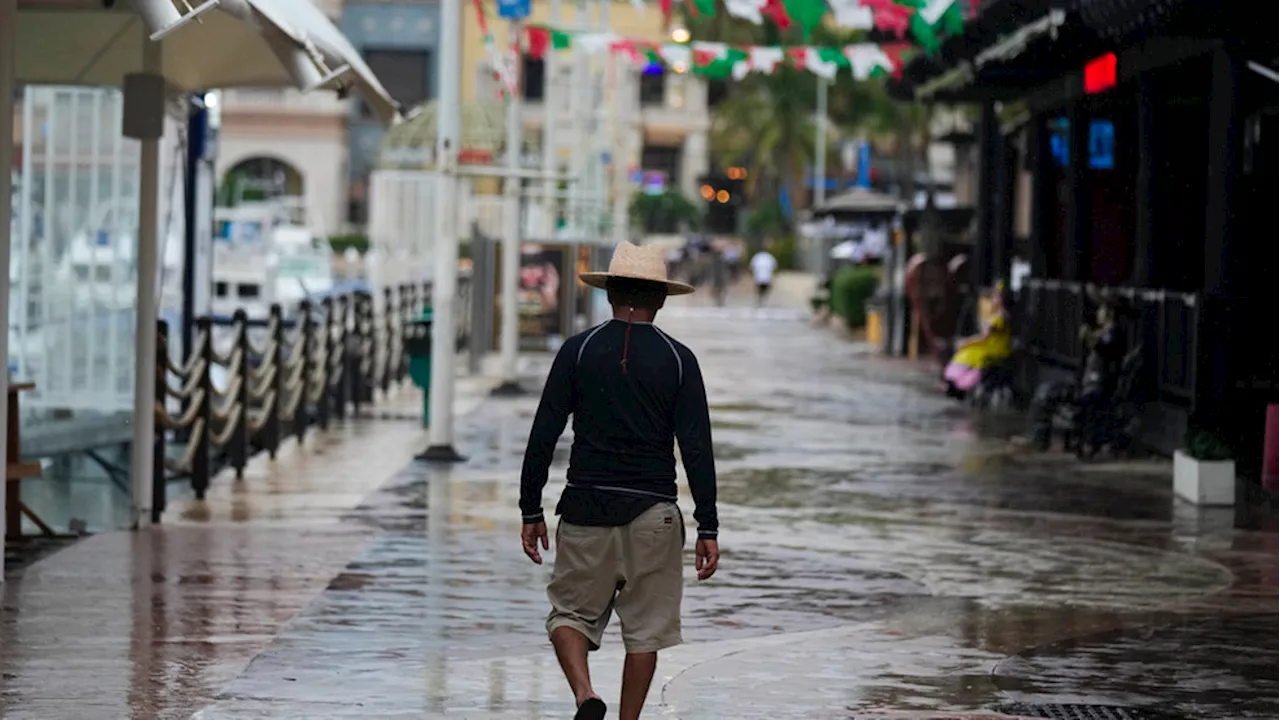 Hurricane Norma hours from landfall on Baja California Peninsula, Tammy threatens Lesser Antilles