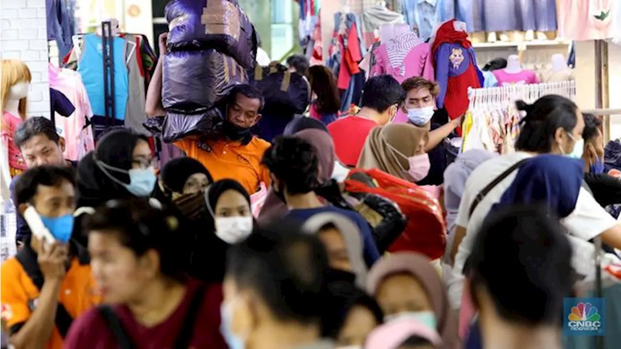 Pasar Tanah Abang: Potret Konsumsi yang Tinggal Kenangan!