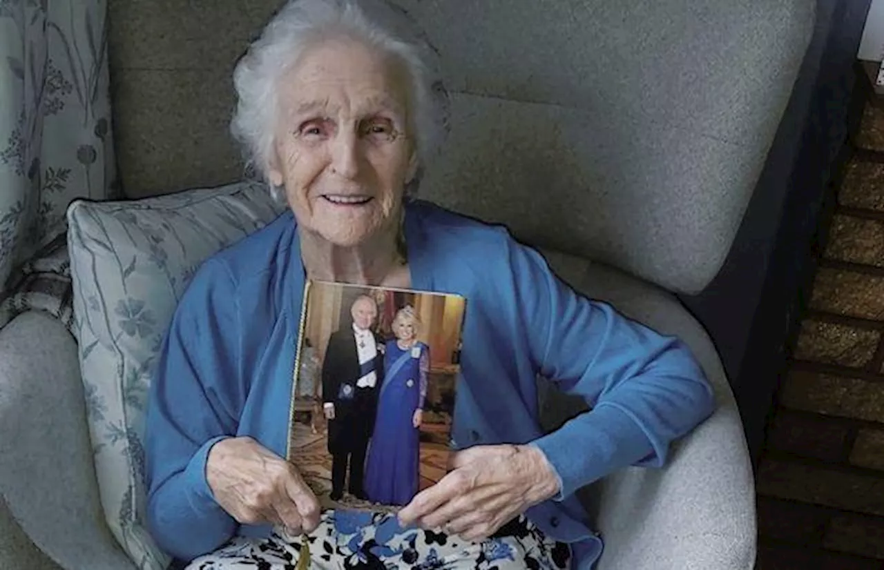 Glasgow grandmother Mary celebrates 100th birthday