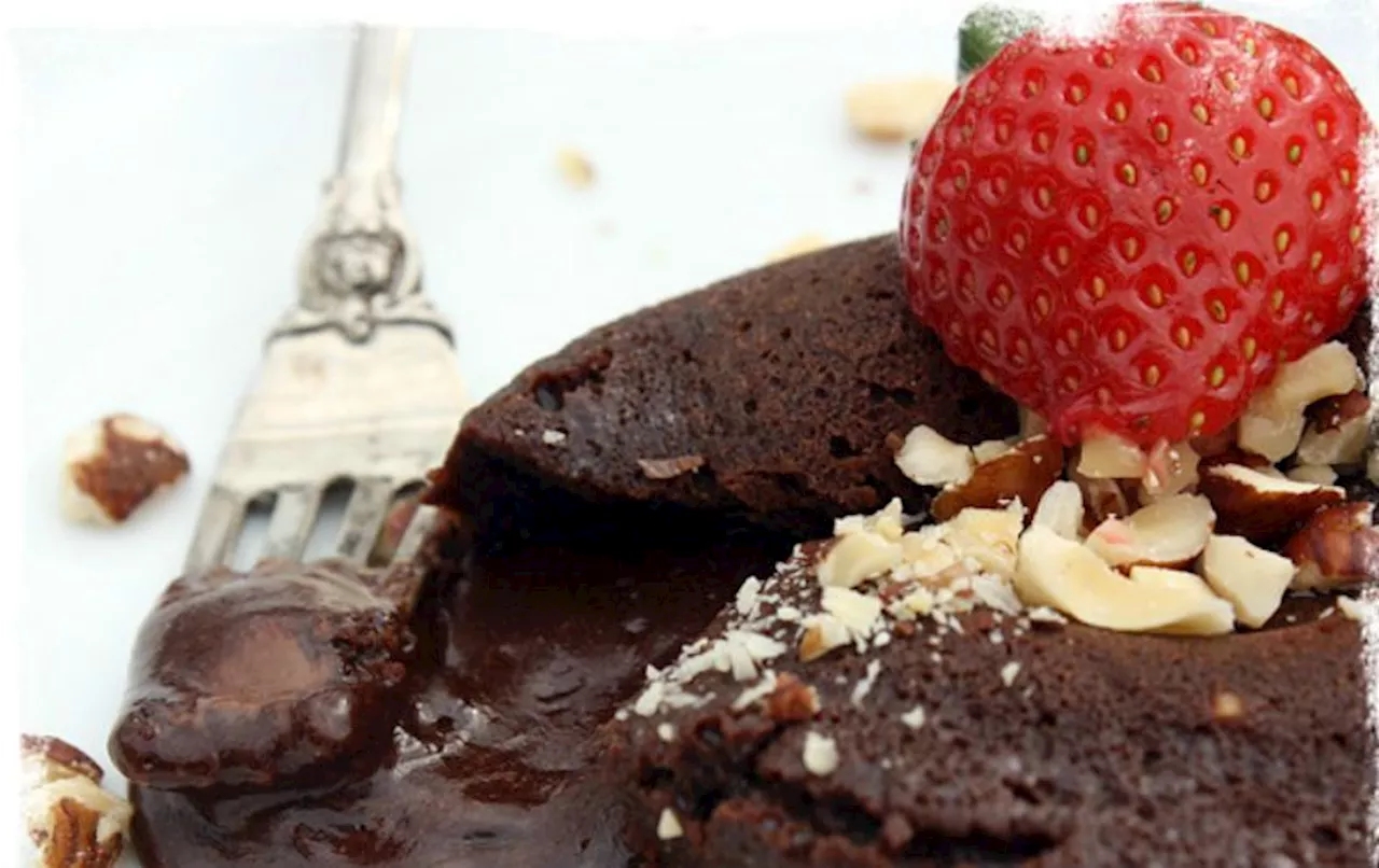 Happy Nutella Day! Why Not Attempt This Chocolate Nutella Molten Lava Cake?