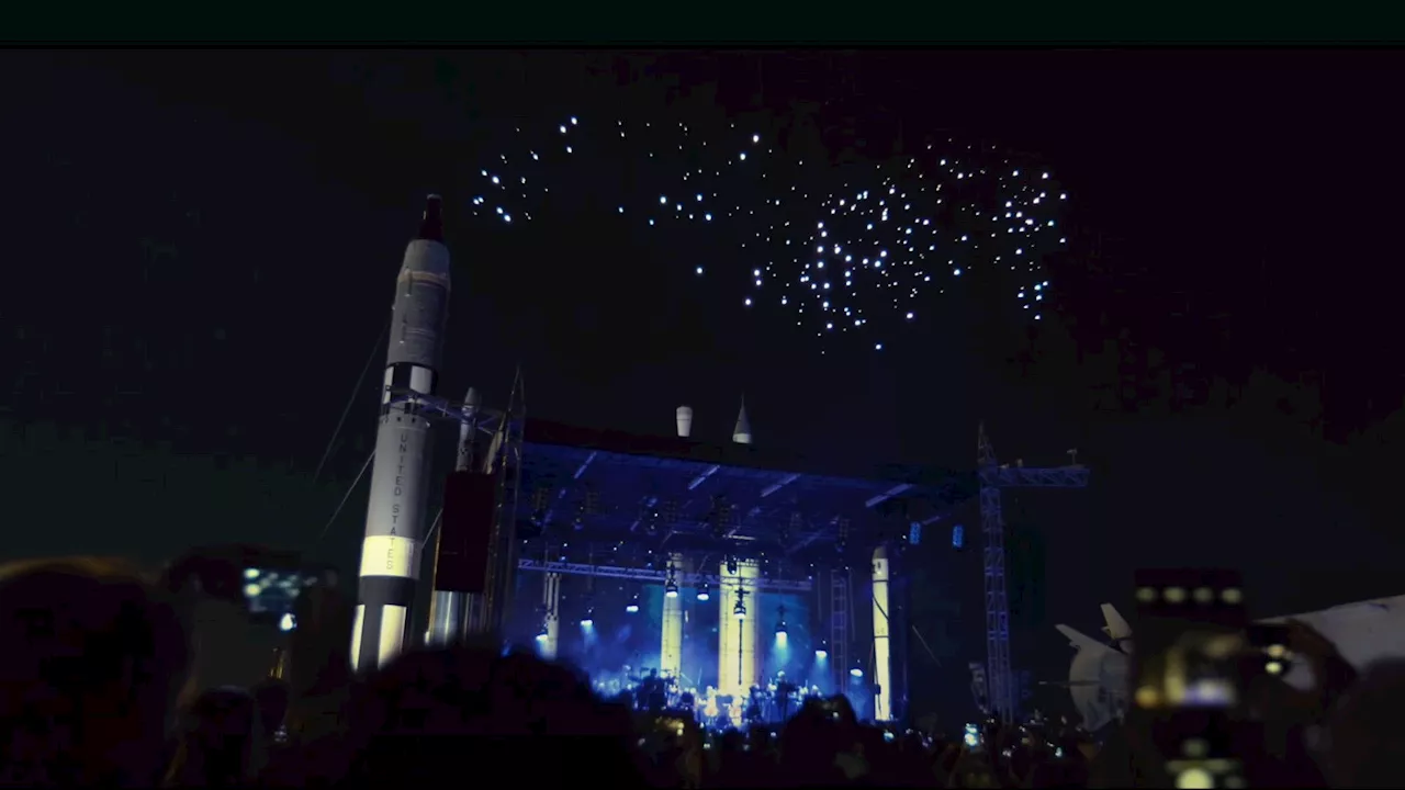 Watch 1,000 drones dance in the sky over Central Park