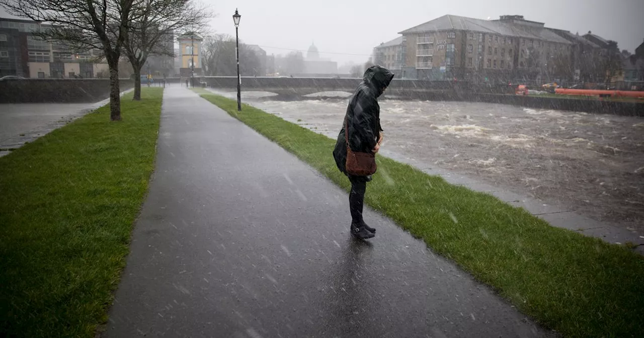 Two provinces to be hit with heavy rain as Met Eireann warn of flood risk