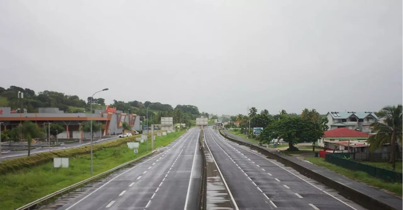 La Guadeloupe confinée pendant quelques heures, l'ouragan Tammy poursuit sa route