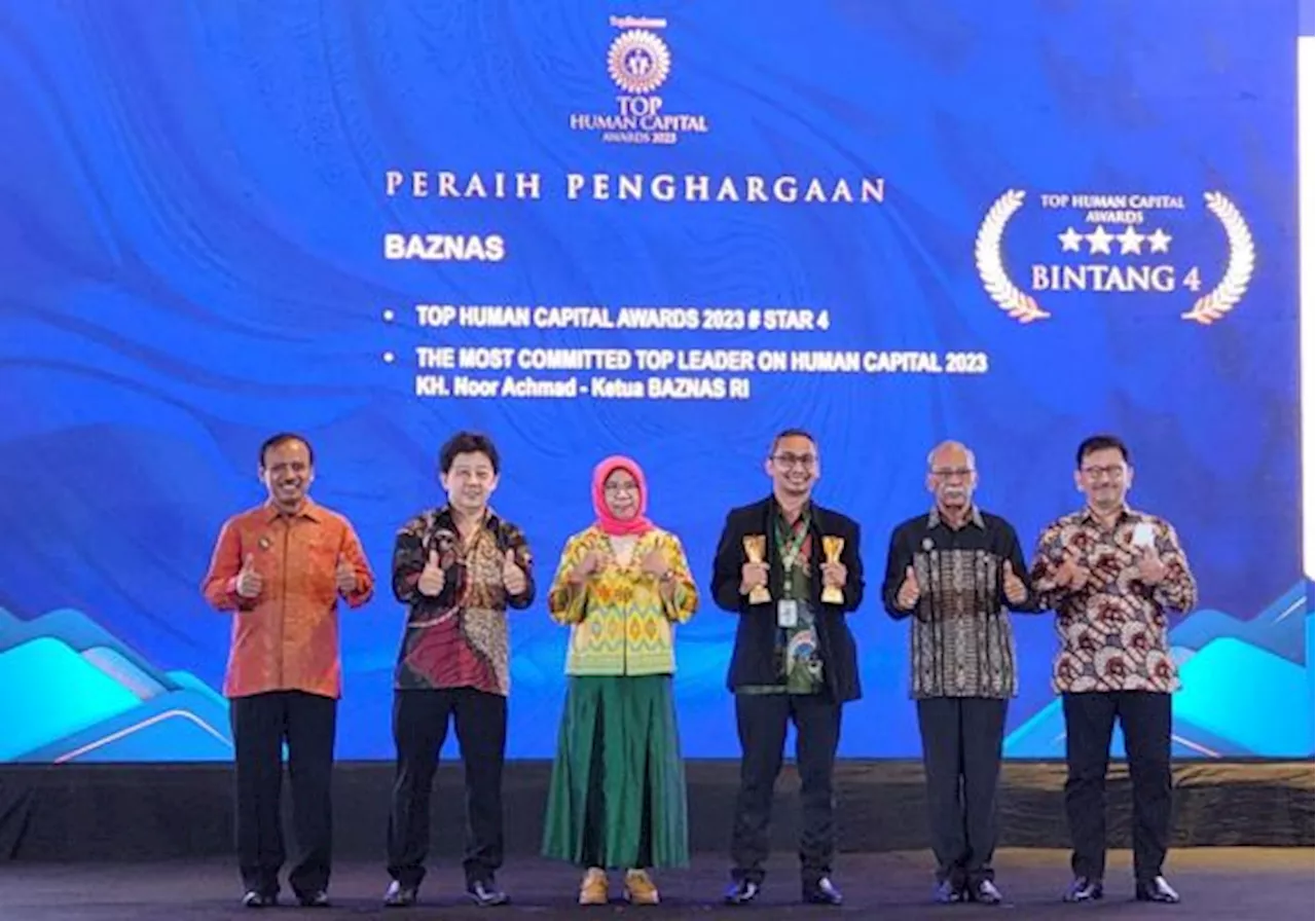 Baznas Raih Dua Penghargaan TOP Human Capital Awards 2023