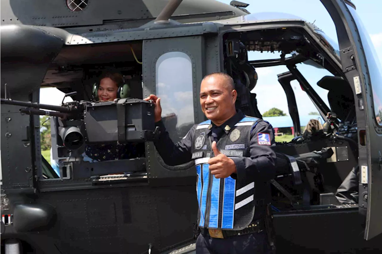 PAF showcases Black Hawk, HU-1 at old Bacolod airport