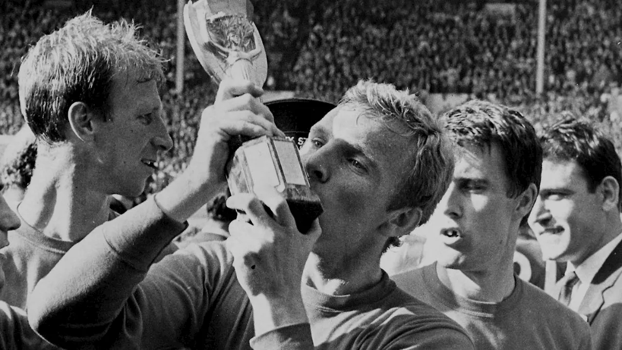 Weltmeister von Wembley: Fußball-Ikone Sir Bobby Charlton ist tot