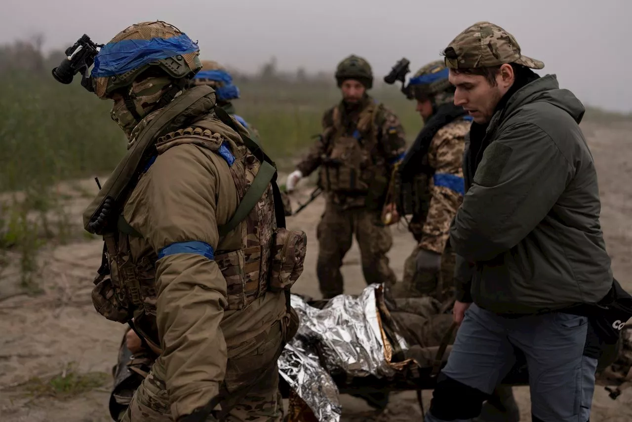 Russian forces make renewed push to take eastern Ukraine towns