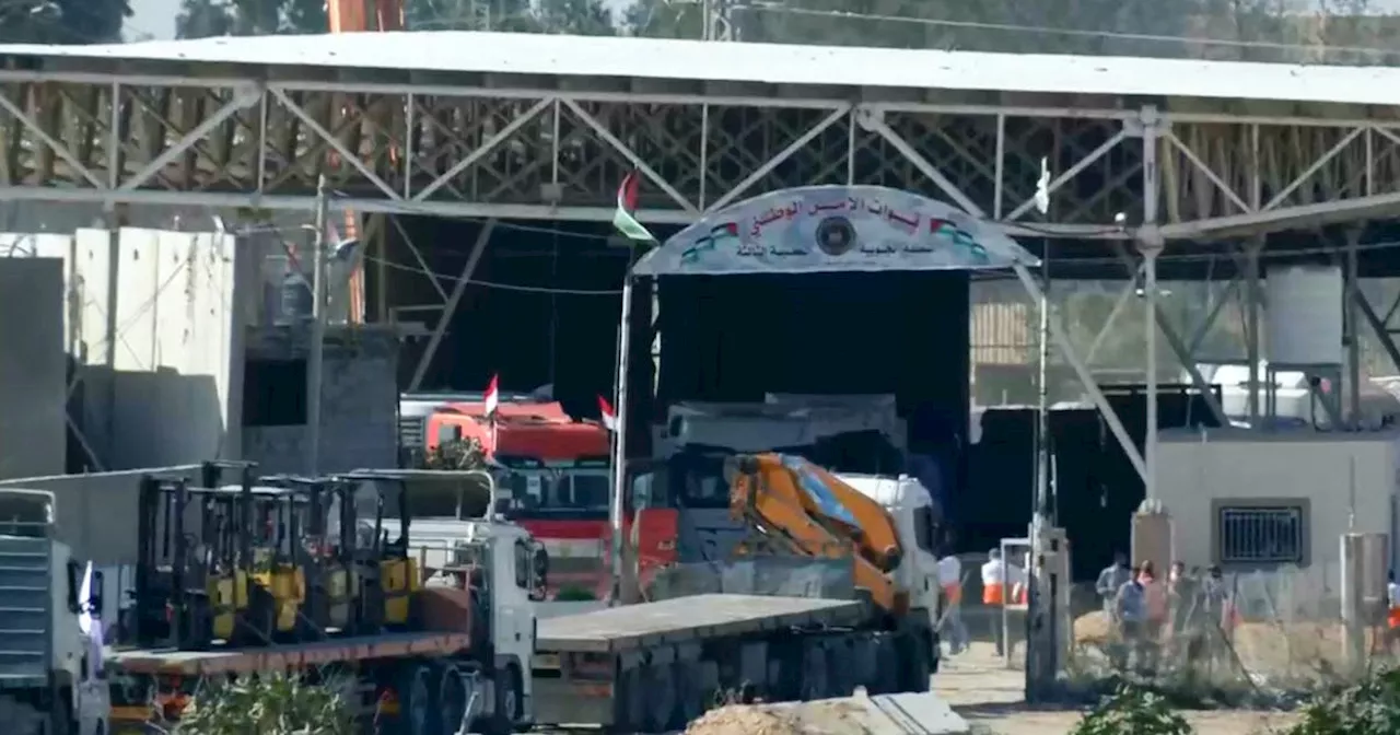 Trucks to enter Gaza carrying medical supplies and food