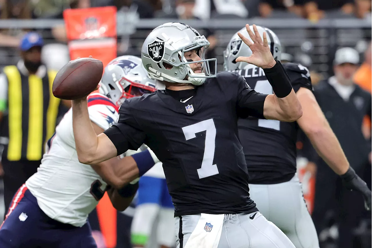 Raiders to start Brian Hoyer vs. Bears with Jimmy Garoppolo out, per source: Why Hoyer got the nod